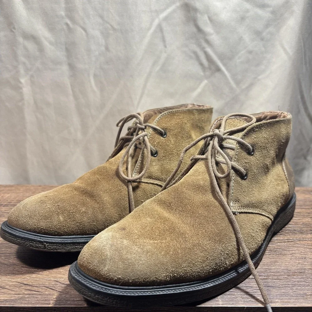 G.H. Bass & Co. Ragley Chukka Boots Mens Size 10 M Brown Suede Ankle Casual